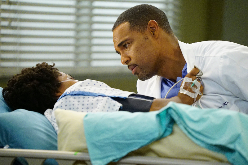 Illustration for article titled A two-episode “event” highlights Grey’s Anatomy at its best and worst